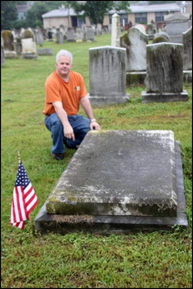 Stratton_grave.jpg