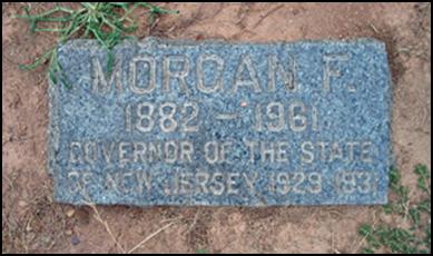 Larson_grave.jpg