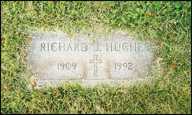 Hughes_grave2.jpg