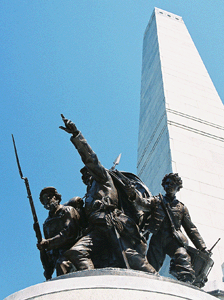 statue